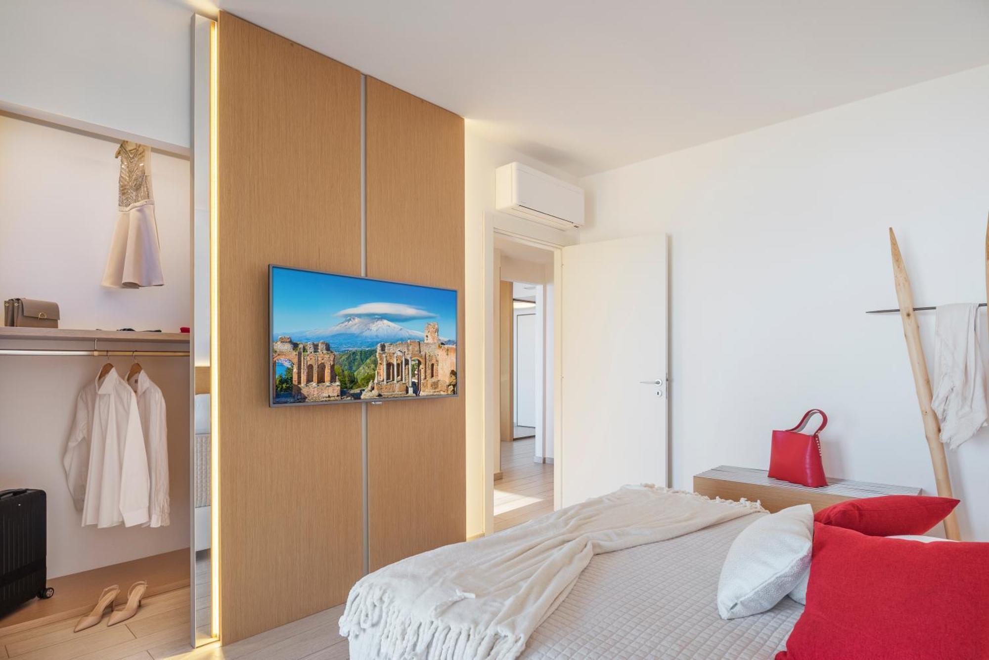 Puravista Luxury Home تاورمينا المظهر الخارجي الصورة