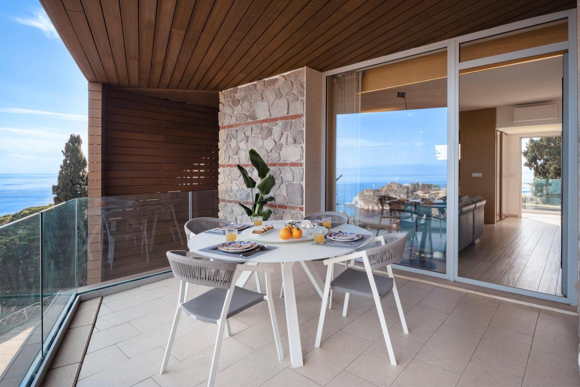 Puravista Luxury Home تاورمينا المظهر الخارجي الصورة